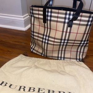 SOLD Authentic Burberry Vintage Purse Nova Check Tote Bag with original dust bag